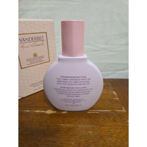 Gloria Vanderbilt Extra Moisturizing Body Lotion 5oz Rare - Picture 2 of 3